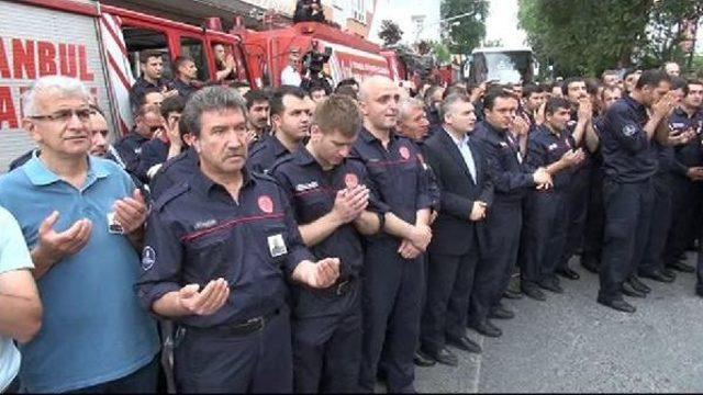 Şehit Itfaiye Eri Itfaiye Aracıyla Son Yolculuğuna Uğurlandı 3