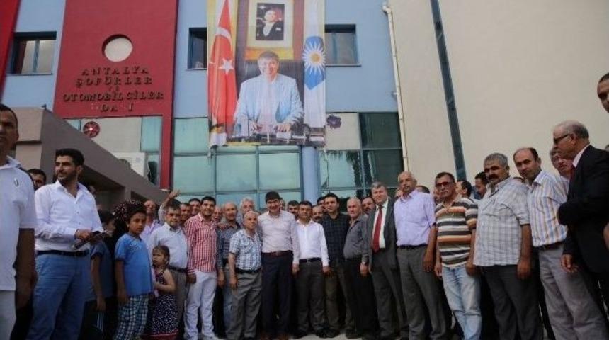 Başkan T&uuml;rel, "esnafımızla Kol Kola Y&uuml;r&uuml;yoruz"