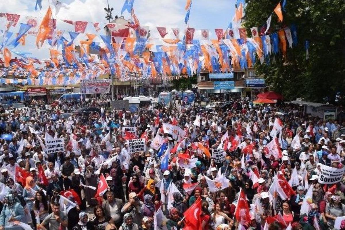 Ak Parti İzmir Milletvekili Binali Yıldırım: