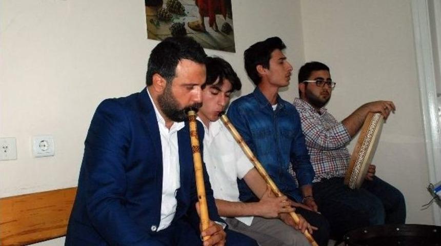 Vali Demirtaş&rsquo;tan Neyzenler Derneği&rsquo;ne Ziyaret