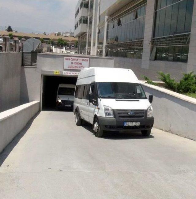 Mersin'de Yasa Dışı Dinleme Operasyonunda 5 Polis Tutuklandı