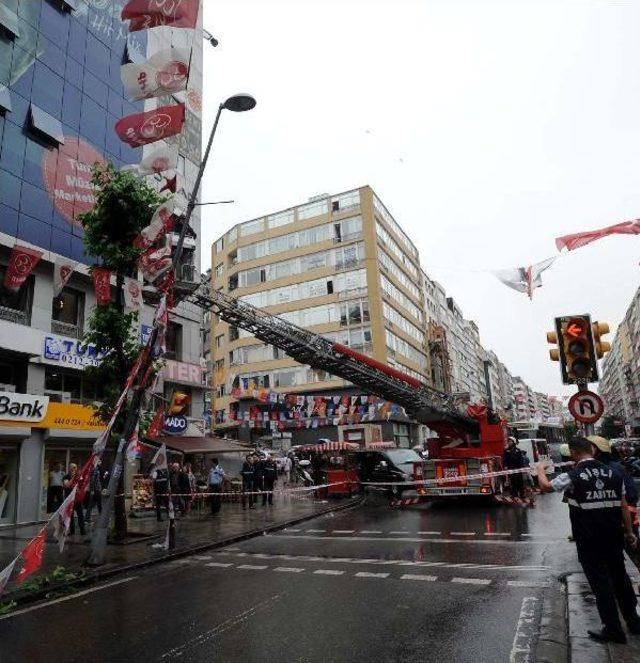 İstanbul'da Yağış Hayatı Olumsuz Etkiledi