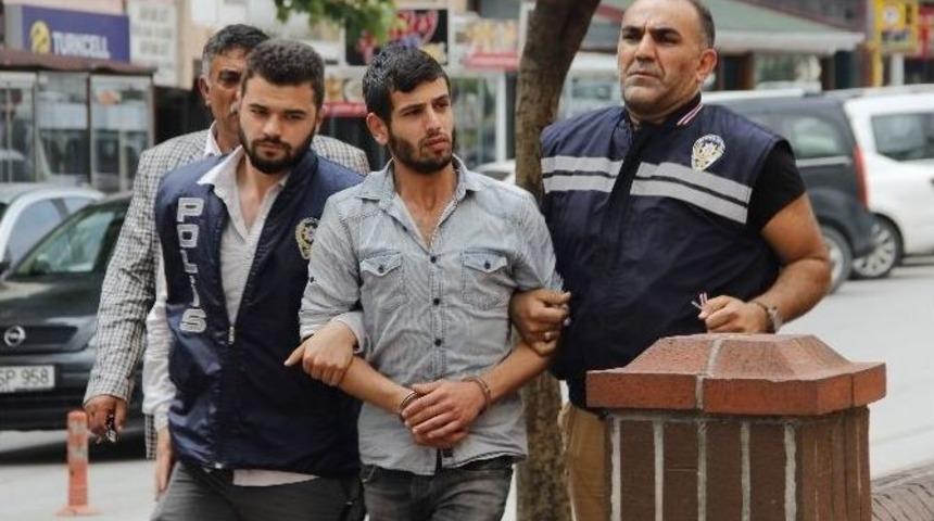 Kocaeli&rsquo;de Silahla Vurulan Bar &Ccedil;alışanı Yaralandı