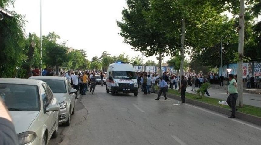 Hdp&rsquo;nin Diyarbakır Mitinginde Patlama
