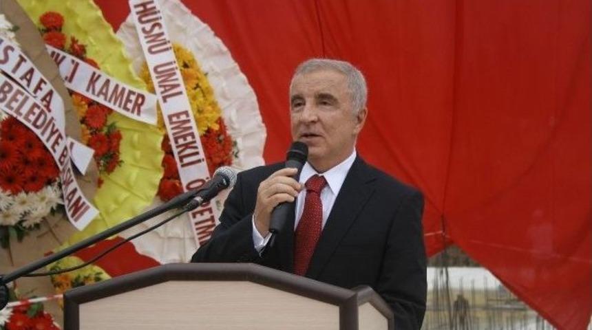 &Uuml;nal Aysal&rsquo;ın Annesi Vefat Etti