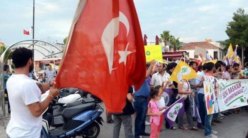 Hdp'ye, Sanat&ccedil;ı Ve Yazarlardan Baraj Desteği