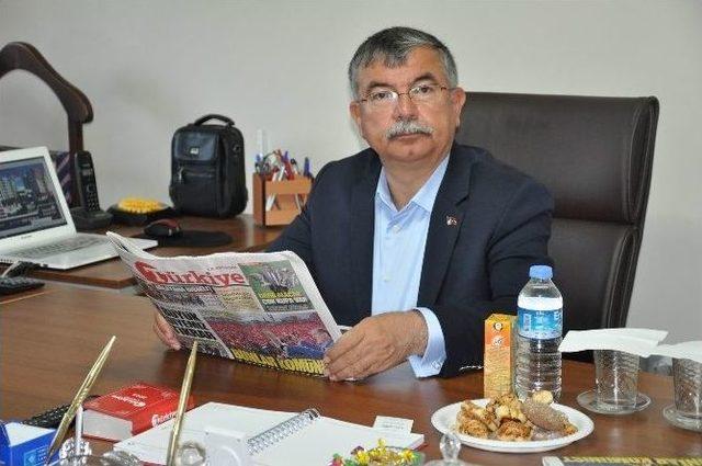 Milli Savunma Bakanı Yılmaz, İhlas Grubu’nu Ziyaret Etti