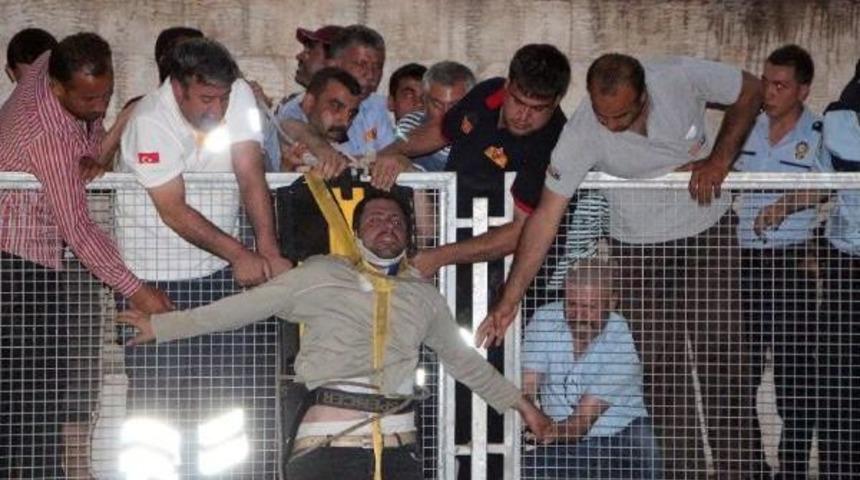 Şanlıurfa&rsquo;Da Dereye D&uuml;şen Suriyeli Yaralandı