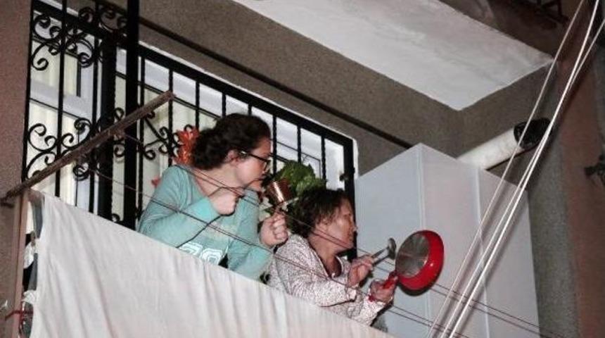 Diyarbakır'daki Patlamaya Tencere-Tavalı Protesto