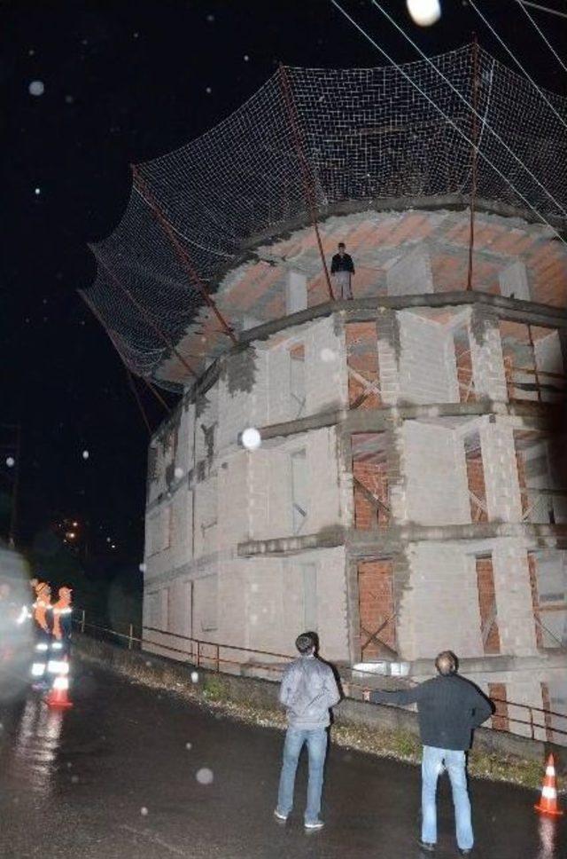 Sevgilisi Terk Edince İntihara Kalkıştı