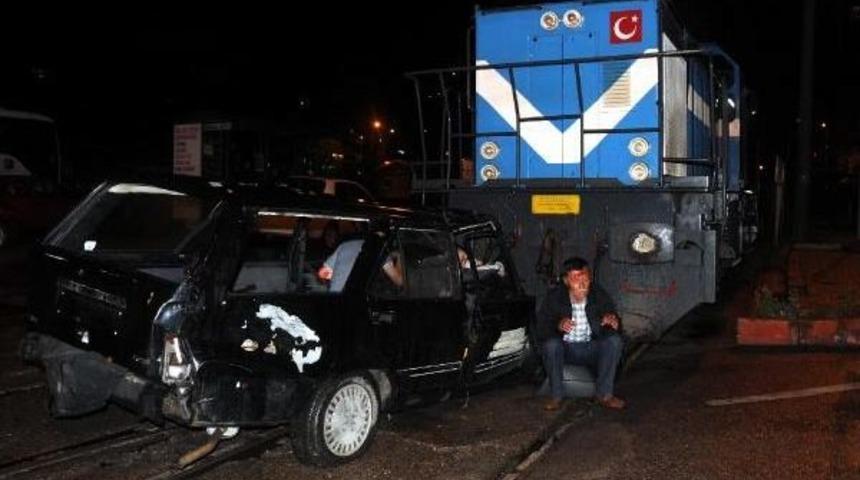 Gece Yapılan Kaza Kurtarma Tatbikatını Ger&ccedil;ek Sandılar