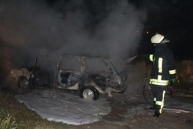 Lpg&rsquo;li Otomobil Yanarak Kullanılamaz Hale Geldi 1