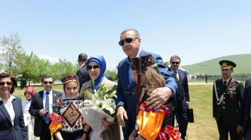 Erdoğan, Ardahan'dan Demirtaş'a Seslendi: Telefonuma Niye &Ccedil;ıkmıyorsun?