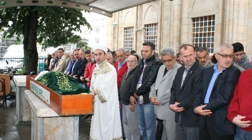 Kemal Efe Son Yolculuğuna Uğurlandı