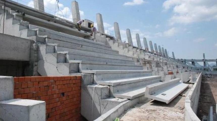 Akhisar'a Belediye Başkan'ı Hızlı'dan Stat G&uuml;vencesi