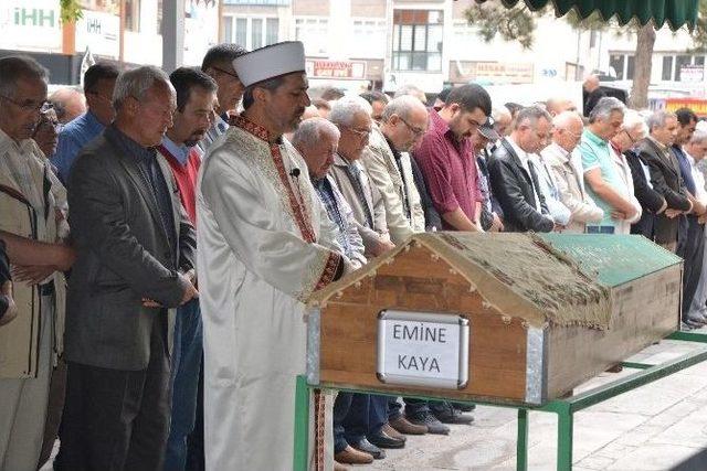 Nuh Naci Yazgan Üniversitesi İktisadi Ve İdari Bilimler Fakültesi Dekanı Kaya’nın Acı Günü