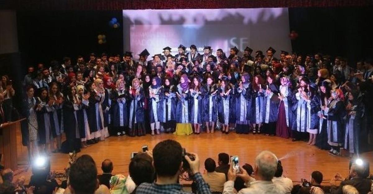 İhlas Koleji 2015 Mezunları Yuvadan U&ccedil;tu