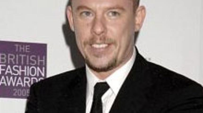 McQueen Markası Devam Edecek