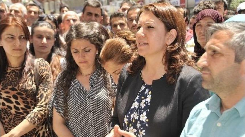 Diyarbakır Saldırısı Hakkari&rsquo;de Kınandı