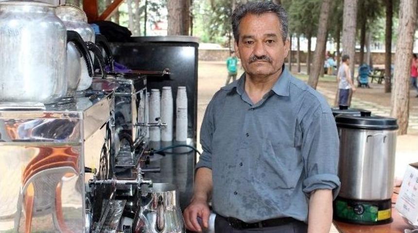 Ameliyatkolik Adam, 14&rsquo;&uuml; A&ccedil;ık Olmak &Uuml;zere 200 Kez Ameliyat Oldu