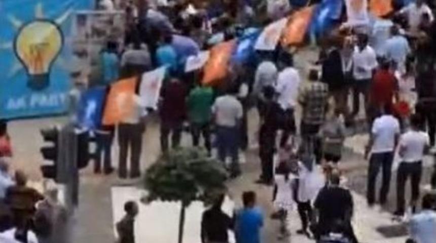 Saldırı Anı Amat&ouml;r Kameraya Yansıdı