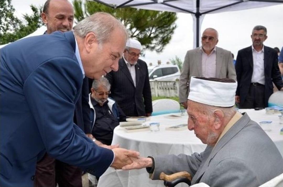 Asırlık &Ccedil;ınara Bakanlı Program