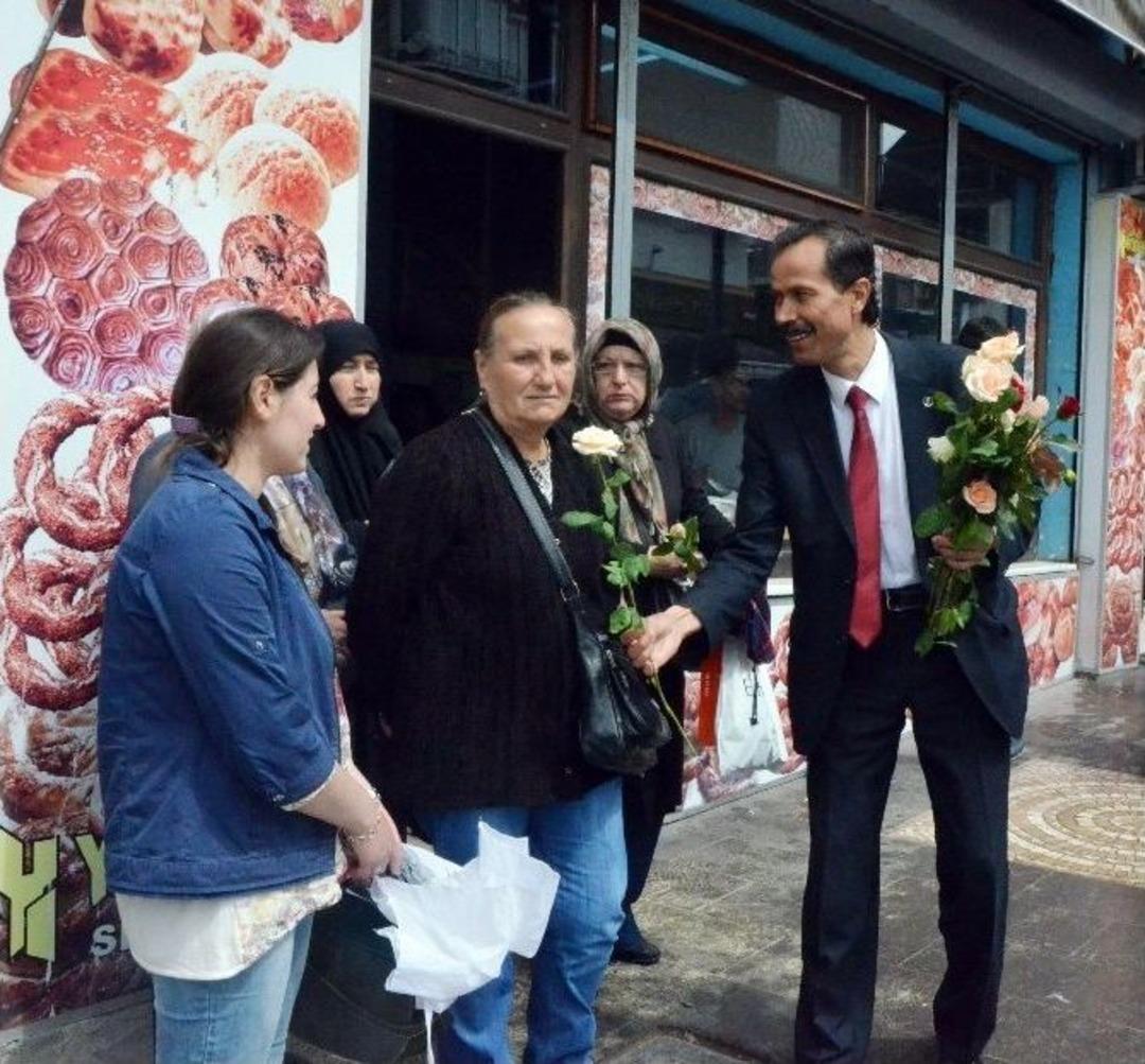 Sp Ve Bbp İttifakı Eskişehir&rsquo;de Sevgi Y&uuml;r&uuml;y&uuml;ş&uuml; Yaptı