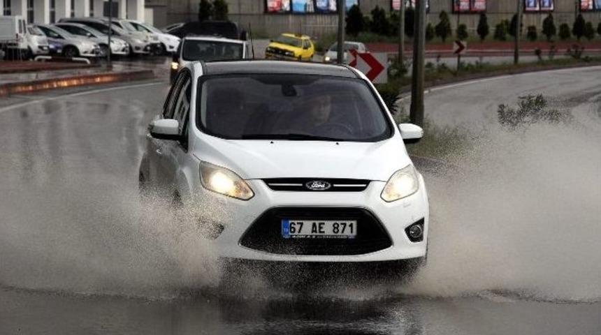 Zonguldak&rsquo;ta Sağanak Yağış