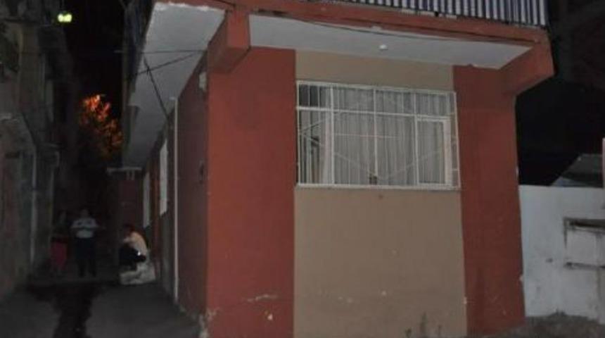 Tartıştığı Komşusunu Pompalı T&uuml;fekle Vurdu