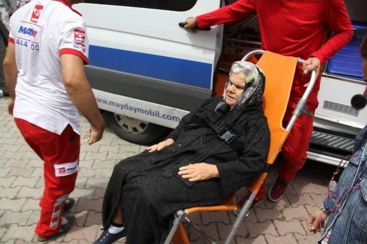 (özel Haber) Oy Kullanacağı Okula Sedyeyle Geldi G1