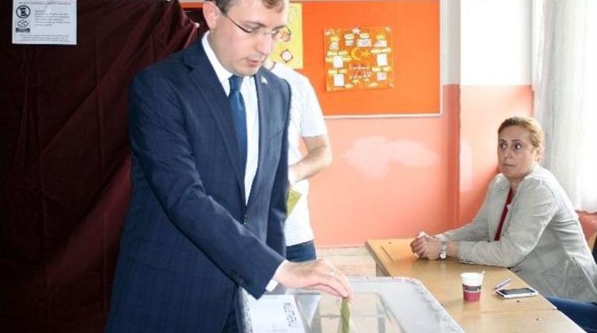 Ak Partili Muş Oyunu Kullandı