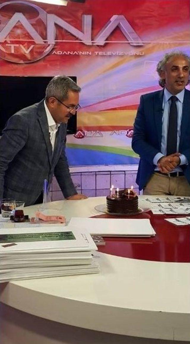 &Uuml;n&uuml;var&rsquo;a Canlı Yayında Doğum G&uuml;n&uuml; S&uuml;rprizi 2