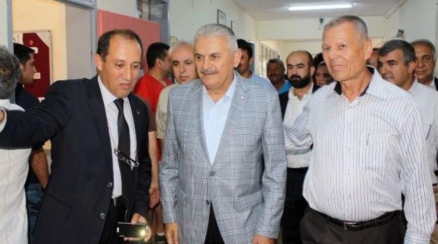 Cumhurbaşkanı Başdanışmanı Binali Yıldırım Oyunu Kullandı