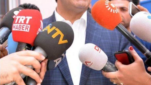 Bakanlar, Yılmaz Ve Eker, Diyarbakır'da Oy Kullandı