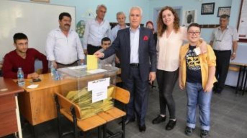 Mustafa Bozbey Oyunu Kullandı