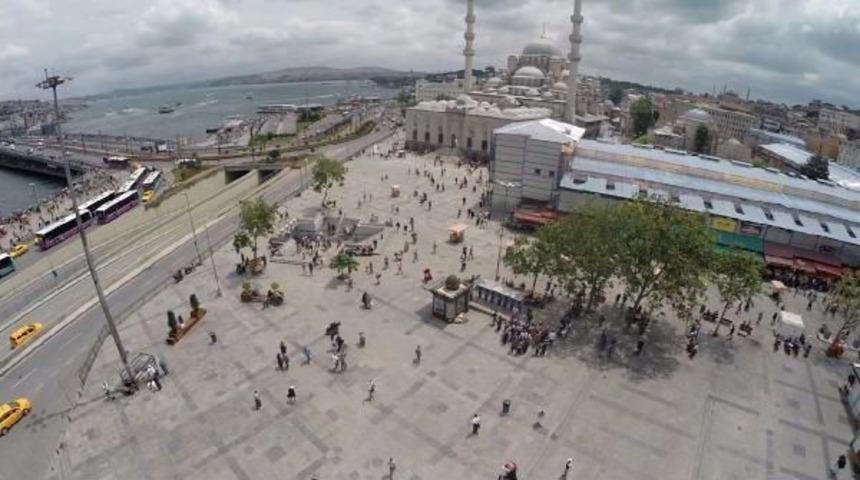 Halk Sandığa Gittiği Meydanlar Boş Kaldı