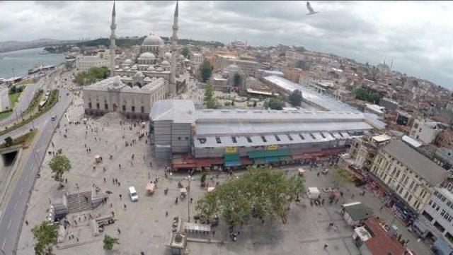 Halk Sandığa Gittiği Meydanlar Boş Kaldı