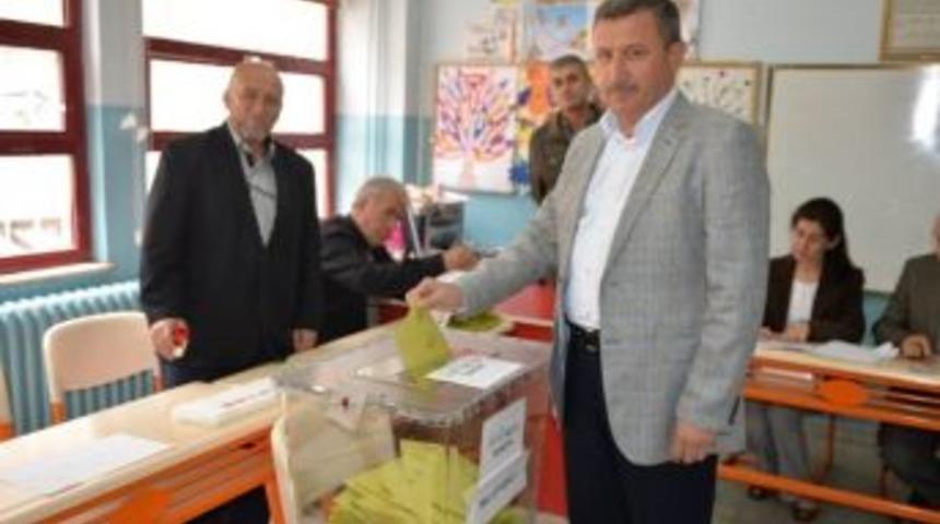 Vali Şerif Yılmaz Oyunu Kullandı