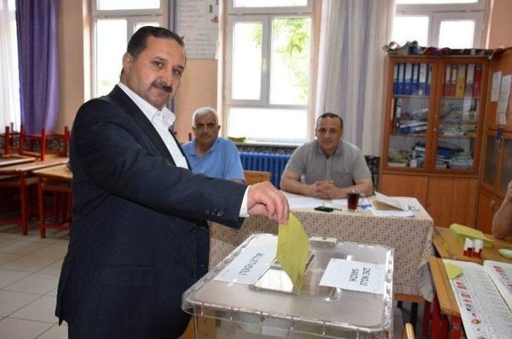 Ak Parti Vekil Adayları Oylarını Kullandı G2