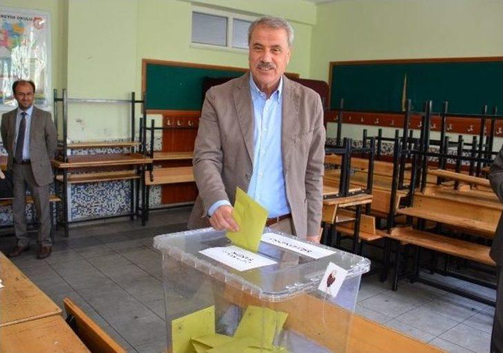 Ak Parti Vekil Adayları Oylarını Kullandı G5