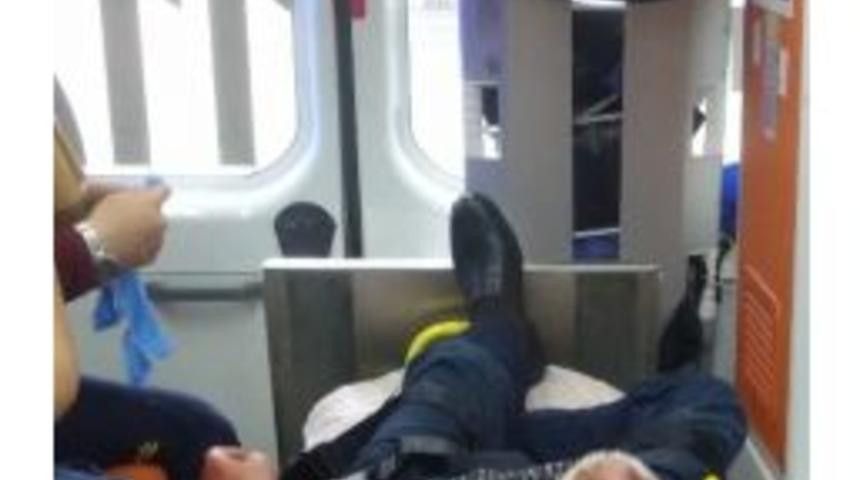 Aşırı Derecede Alkoll&uuml; Şahıs Hastaneye Kaldırıldı