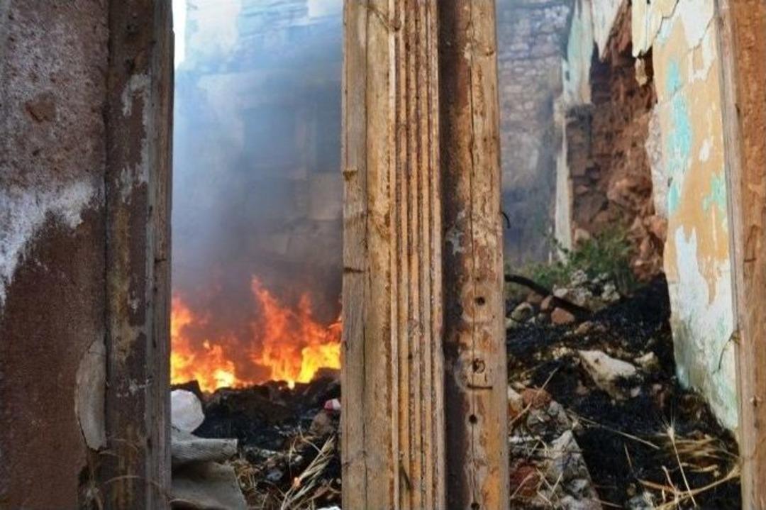 Ayvalık&rsquo;ta Korkutan Yangın