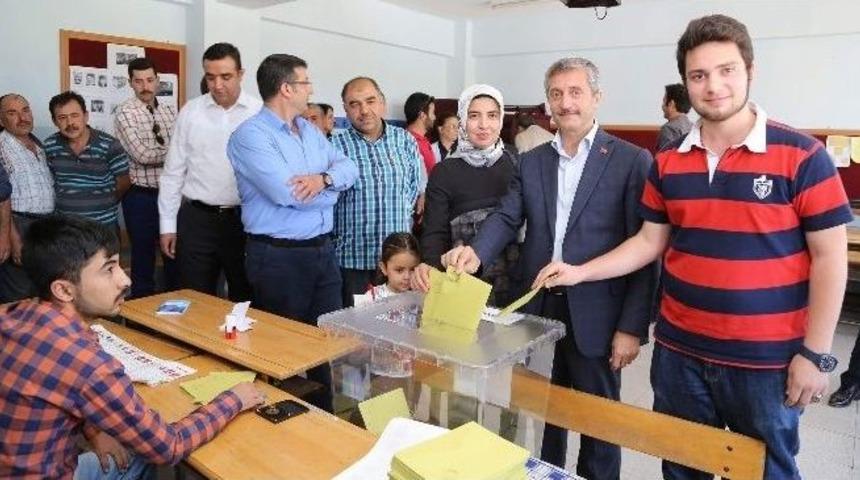 Başkan Tahmazoğlu Oyunu Kullandı