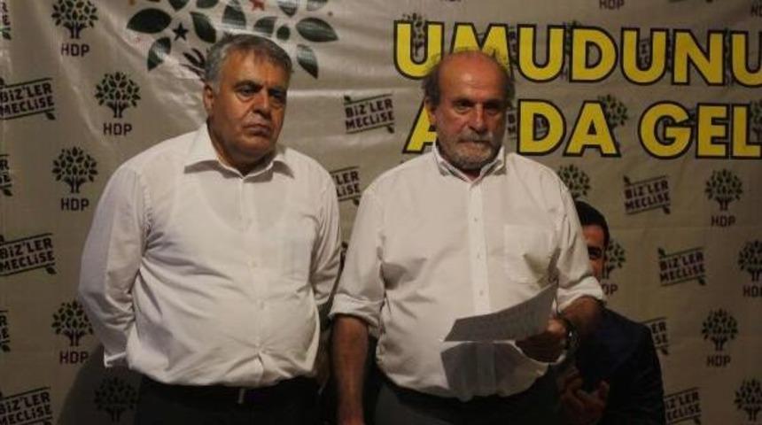 Hdp'li K&uuml;rk&ccedil;&uuml;, Plakasız Ara&ccedil;ları Emniyet M&uuml;d&uuml;r&uuml;'ne Sordu