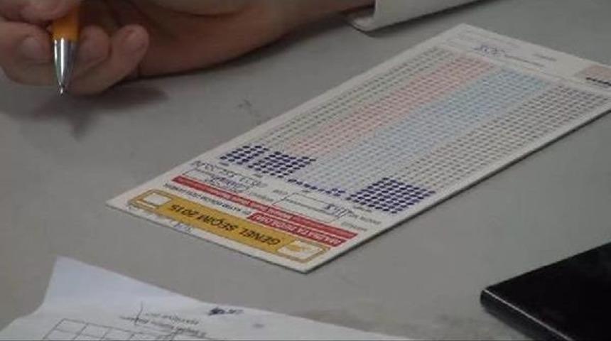 İstanbul'da Oy Sayımı Devam Ediyor