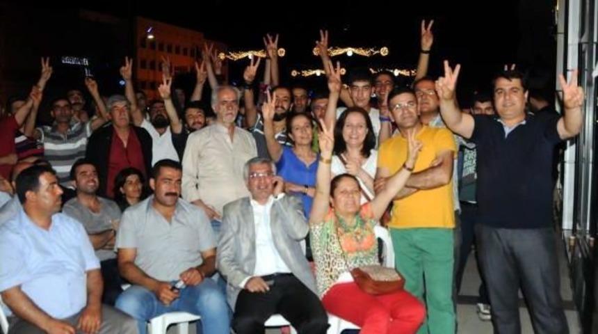 Gaziantep'te Hdp'liler Kutlama Yaptı