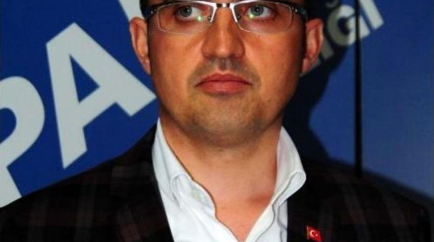 &Ccedil;anakkale'de Chp 2, Ak Parti 1, Mhp 1 Milletvekili &Ccedil;ıkardı