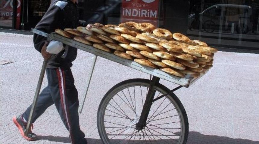 &Ccedil;ocukların Ekmek M&uuml;cadelesi