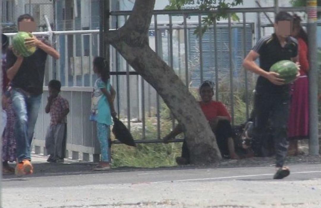 Kamyondan Karpuz Hırsızlığı Kamerada