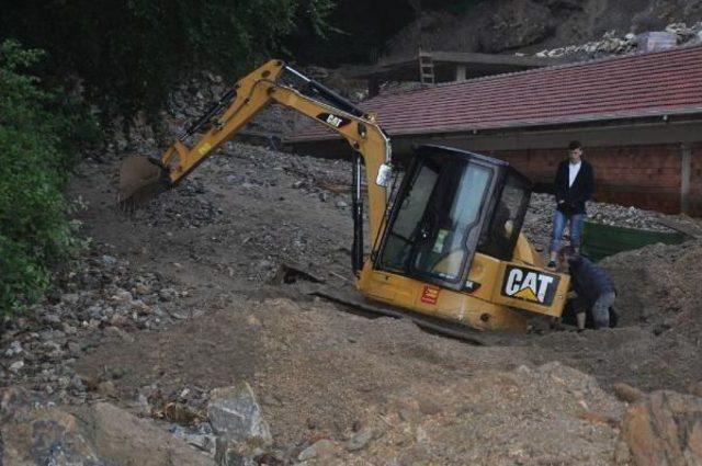 İnegöl'ün Turizm Bölgesi Sele Teslim Oldu